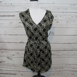 NWT Mossimo Circle Ebony Print sleeveless top
